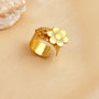 bague avec breloque fleur